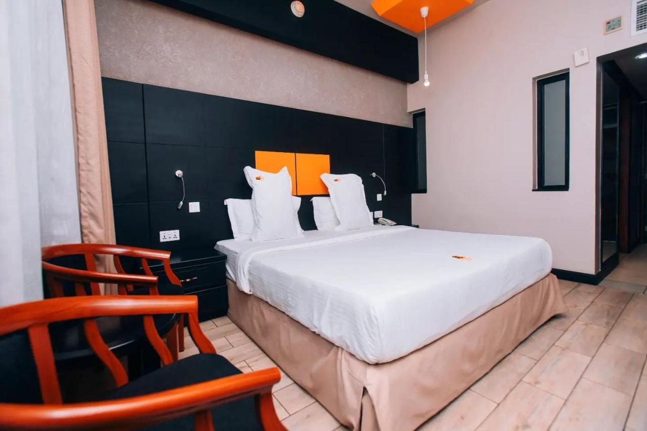 Gold Crest Hotel Mwanza Esterno foto