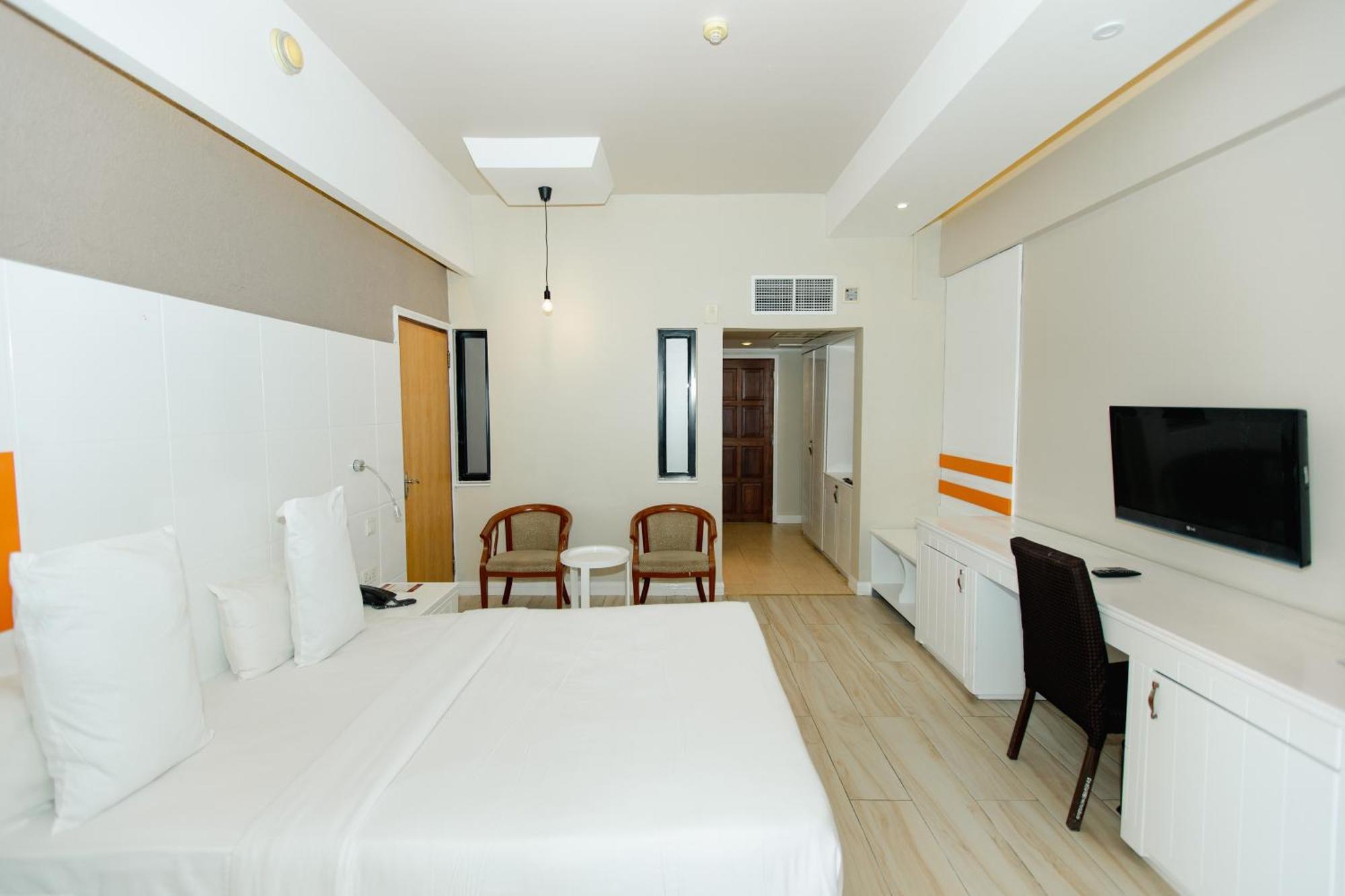 Gold Crest Hotel Mwanza Esterno foto