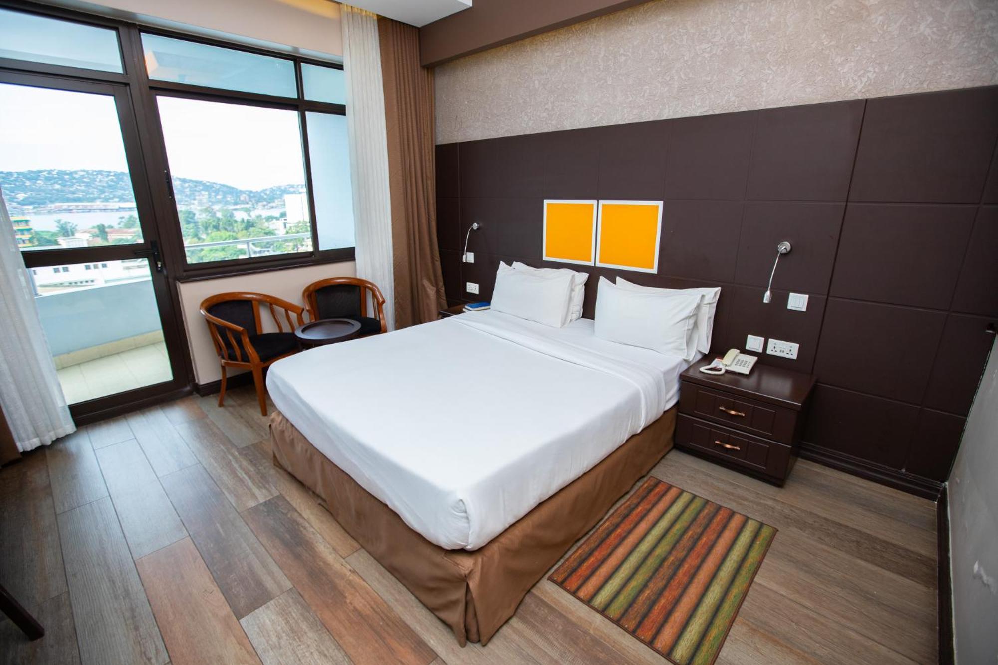 Gold Crest Hotel Mwanza Esterno foto