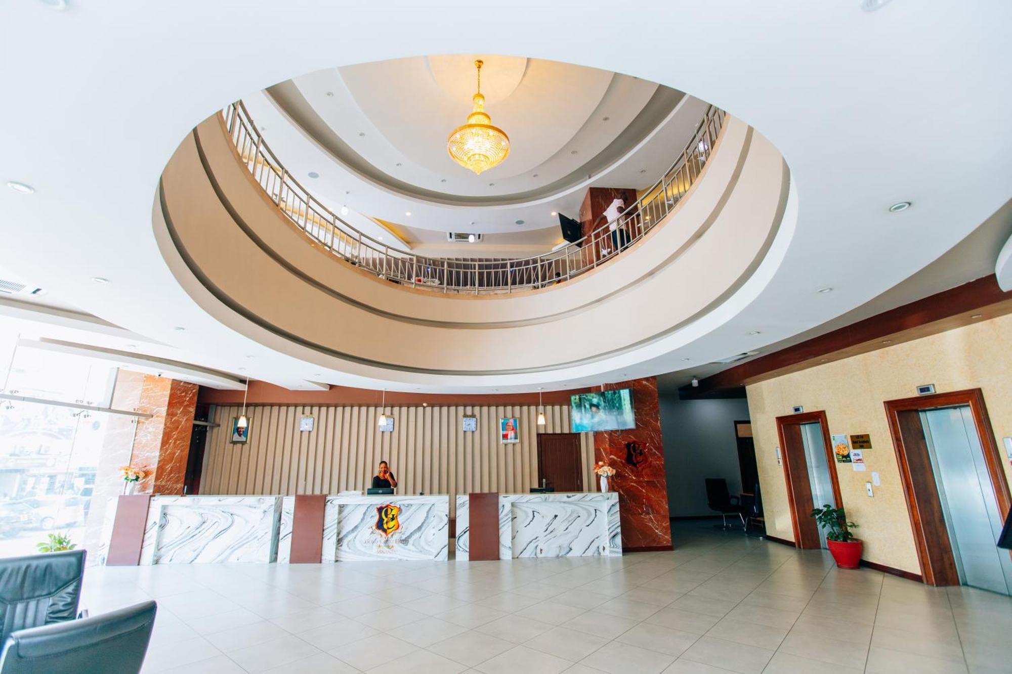 Gold Crest Hotel Mwanza Esterno foto