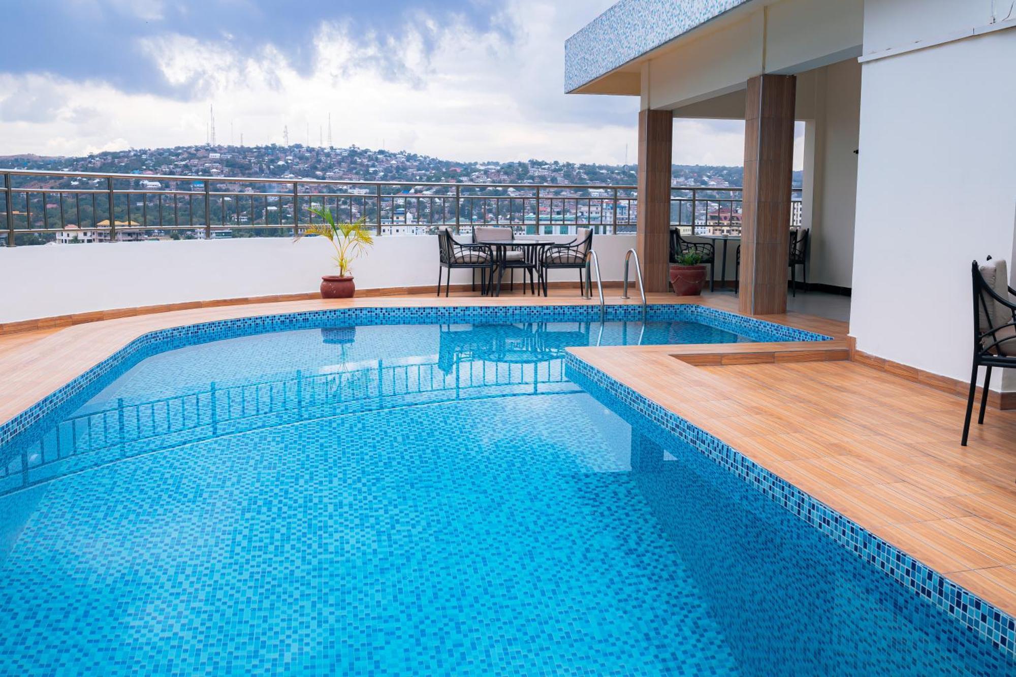 Gold Crest Hotel Mwanza Esterno foto